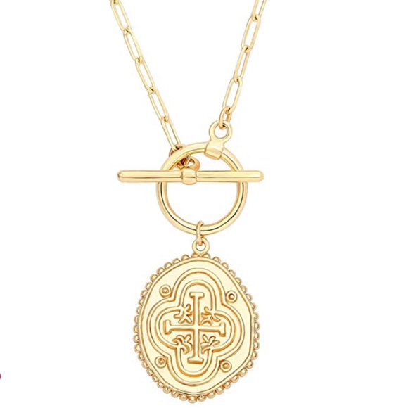 Jewelry - Gold paper clip toggle necklace